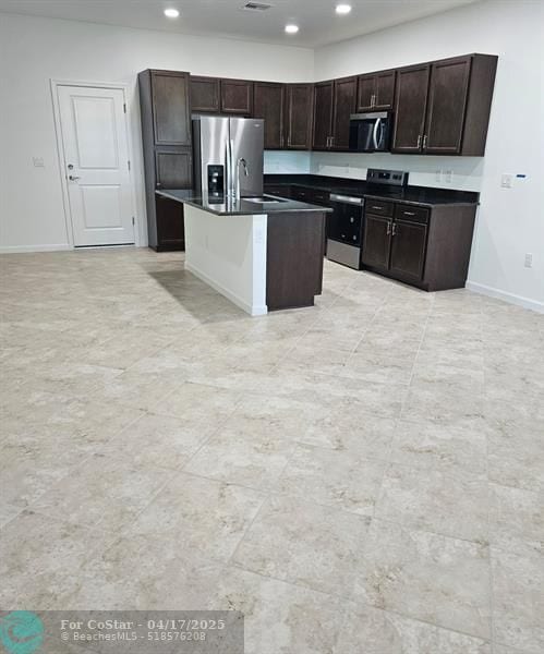 Building Photo - 5300 Thatcher Ct