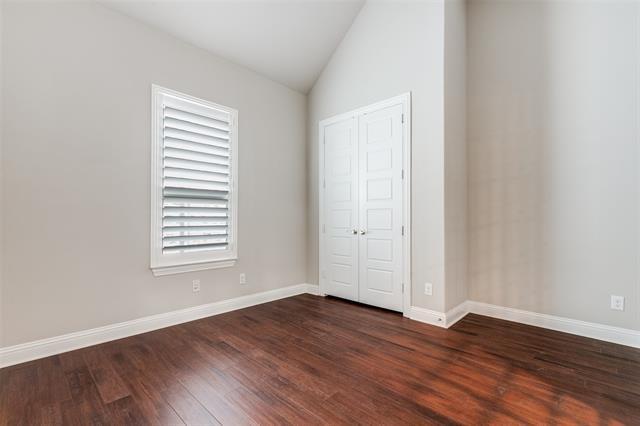 Building Photo - 917 Snyder Dr