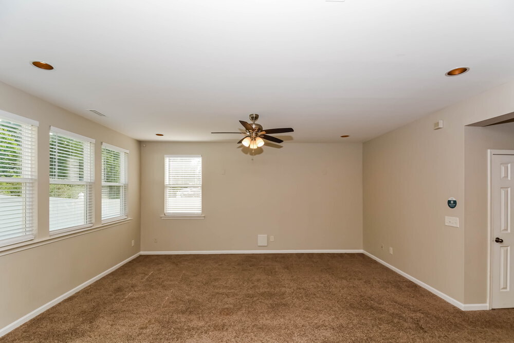 Building Photo - 150 Coalyard Dr