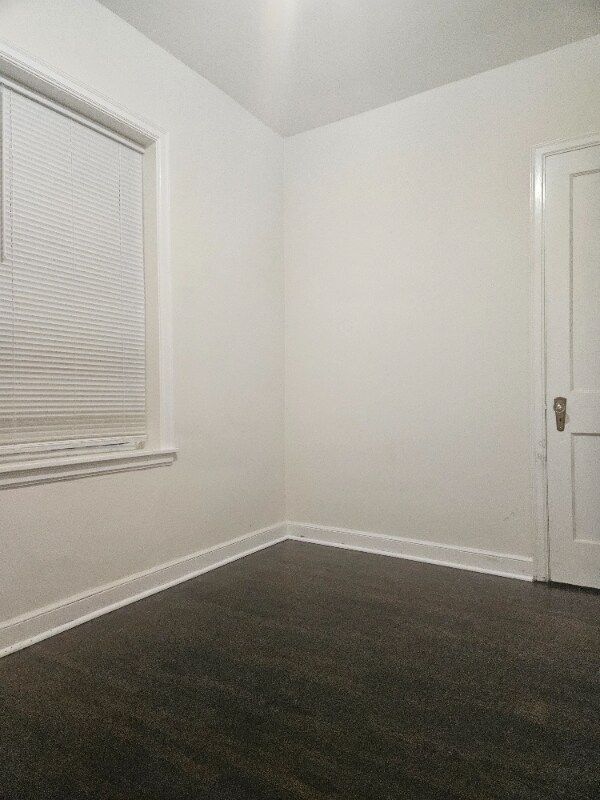 Building Photo - 123 N Walnut St