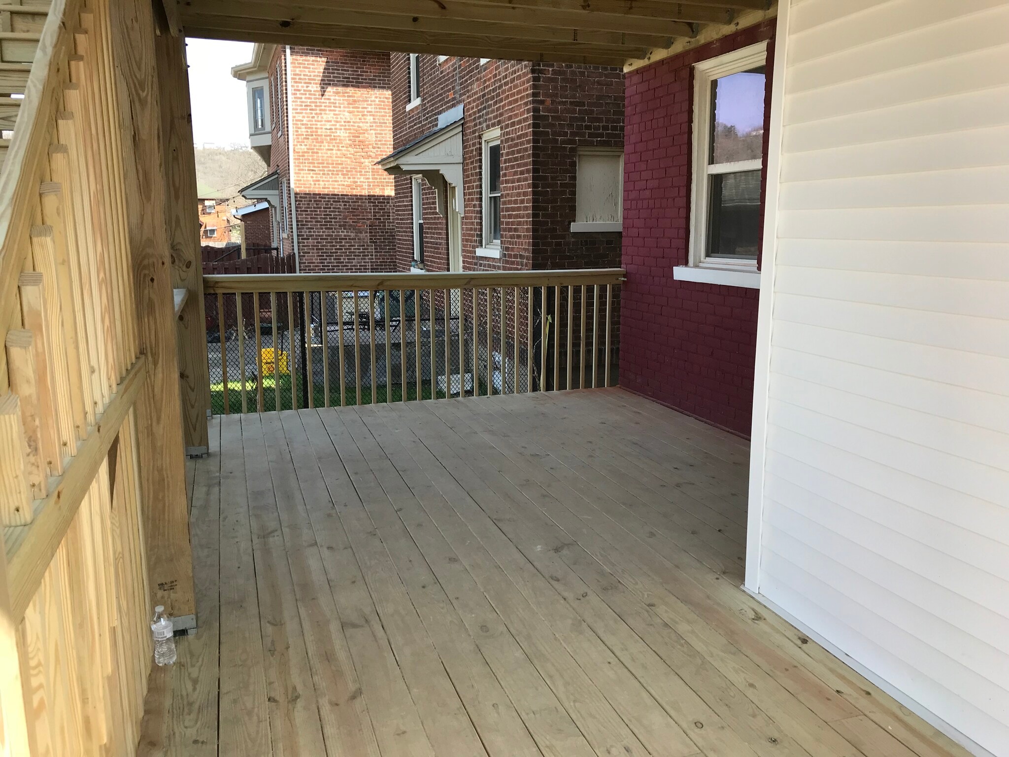 Deck - 602 E 21st St