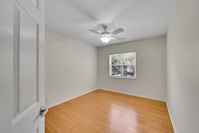 Building Photo - 6331 NW 58th Way