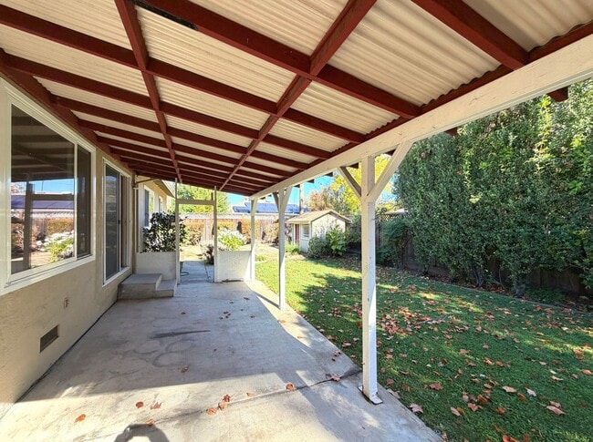 Building Photo - UPDATED LARGE 1500 sq/ft 3BR/2BA Cherry Chase Sunnyvale Home AVAILABLE NOW