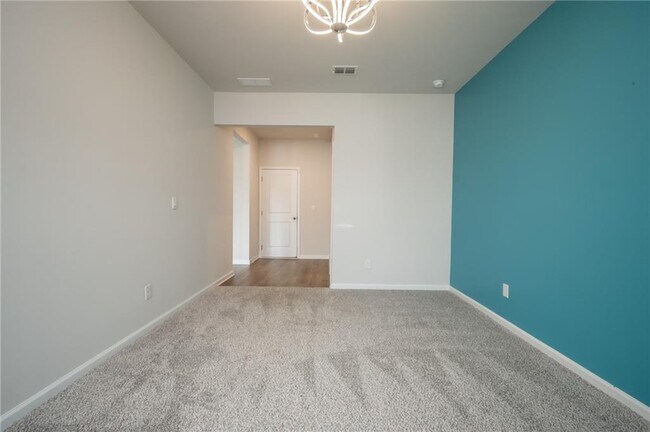 Building Photo - 13 Westerly Sta