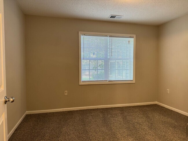 Building Photo - 3730 Pardue Woods Pl