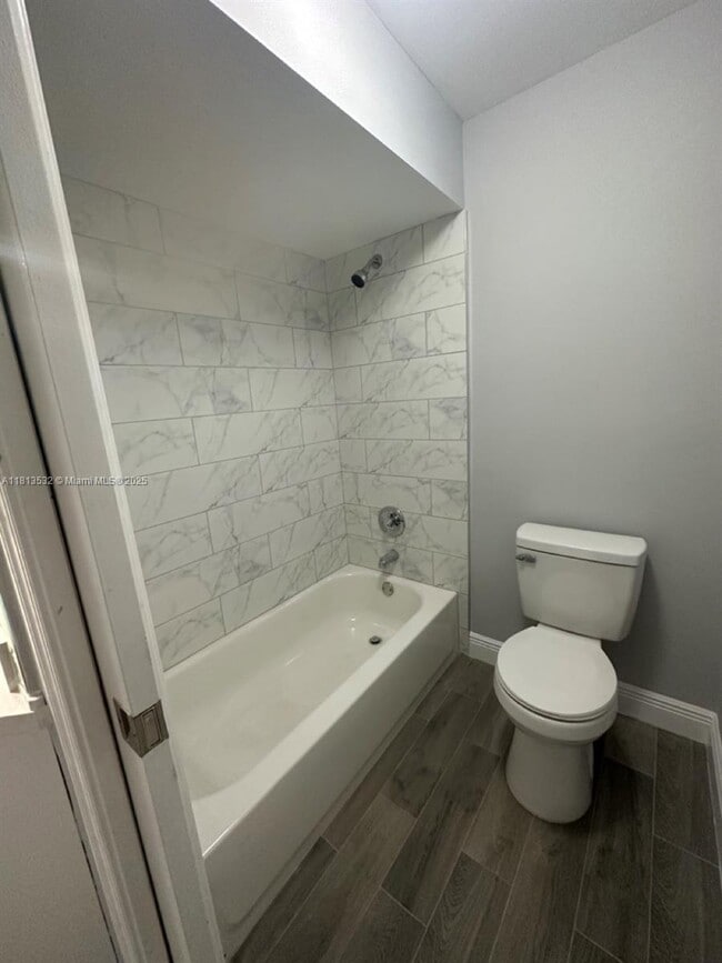 Building Photo - 21615 Villa Nova Dr