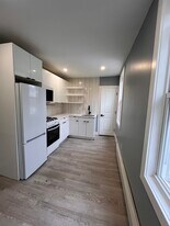 State of the art kitchen - 28 Dales Ave