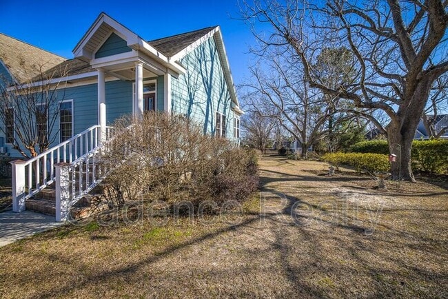 Building Photo - 205 N Sea Lily Ct