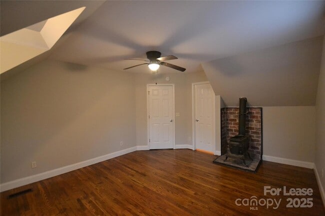 Building Photo - 9024 McElroy Rd