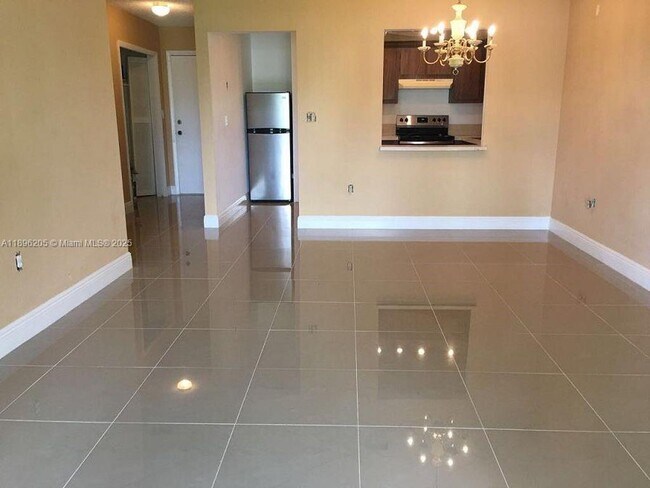 Building Photo - 4109 NW 88th Ave