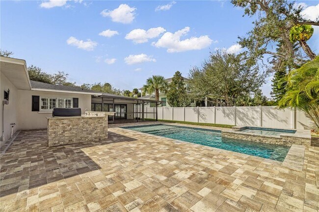 Building Photo - 5009 W Neptune Way