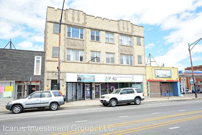 Building Photo - 3014 W 63rd St