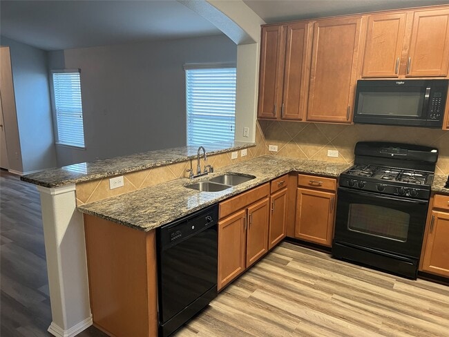 Building Photo - 1907 Cold River Dr