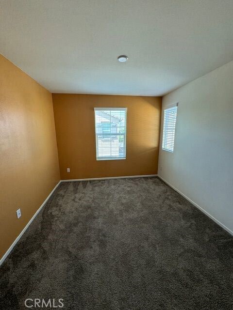 Building Photo - 30358 Village Knoll Dr