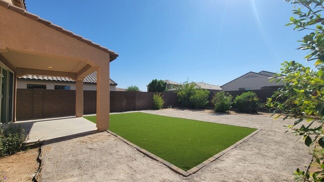 Building Photo - Closer to Goodyear than Buckeye! Gorgeous house!