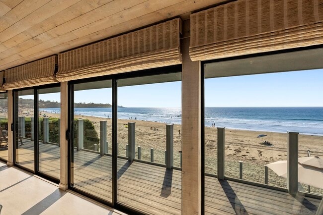 Building Photo - 8510 El Paseo Grande