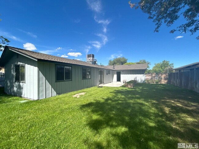 Building Photo - 3008 Imperial Way