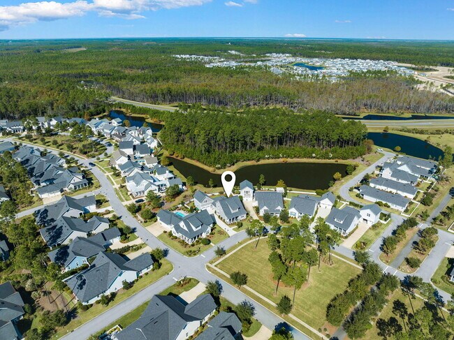 Building Photo - 141 Sandchase Cir