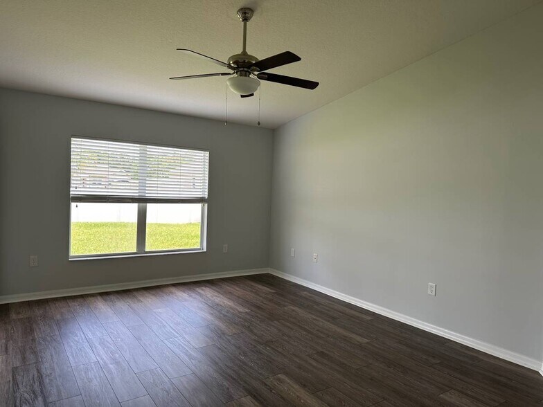 Building Photo - 1535 Heartwellville St NW