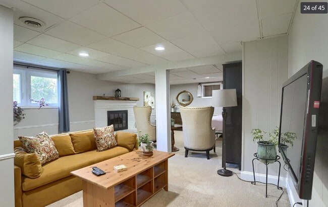 Building Photo - 429 S President Ave