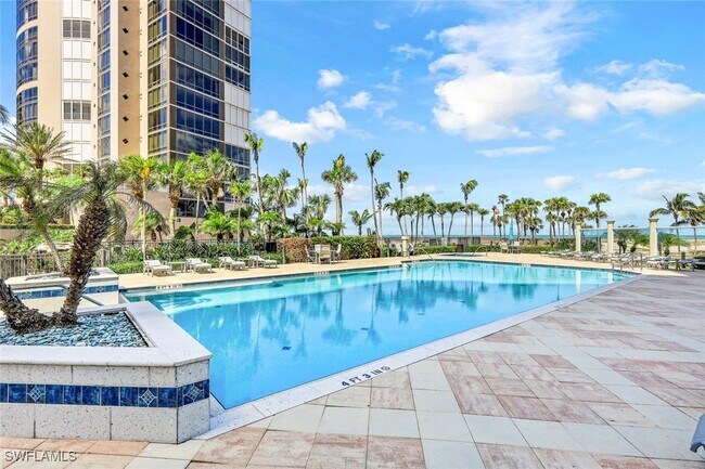 Building Photo - 4401 Gulf Shore Blvd N