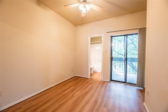 Building Photo - 601 Nelray Blvd