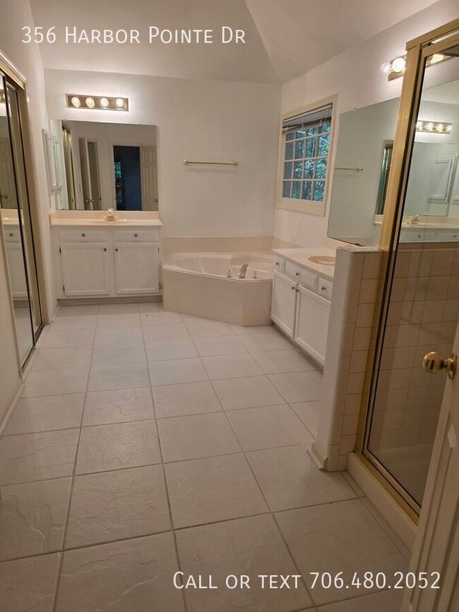 Building Photo - 356 Harbor Pointe Dr