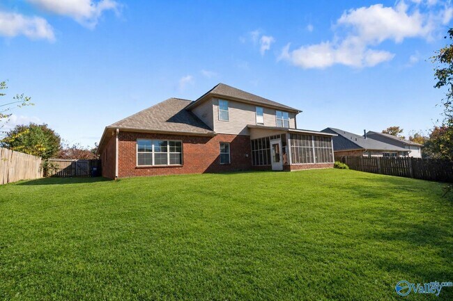 Building Photo - 107 Autumn Haven Ln