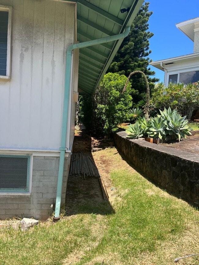 Building Photo - 1006 Ilima Dr