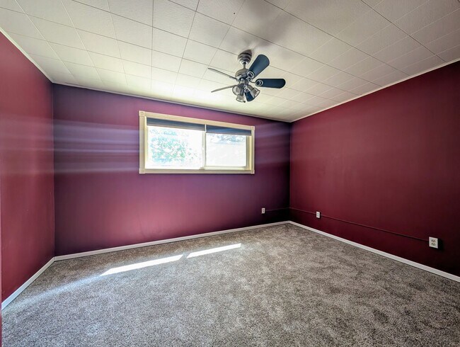 Building Photo - Beautiful Home 4bd 3bath
