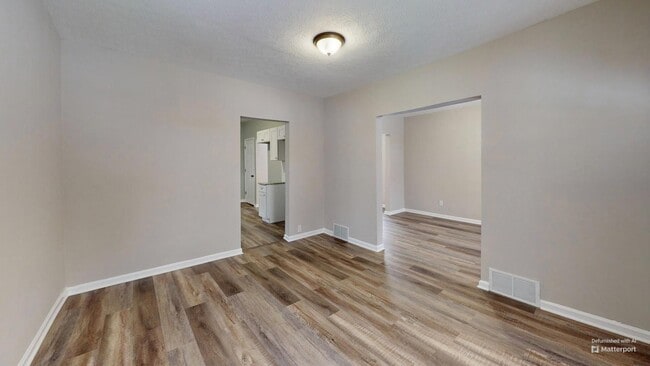 Building Photo - Stockyards Area - 3 Bedroom - 2 Bath Single Family Home