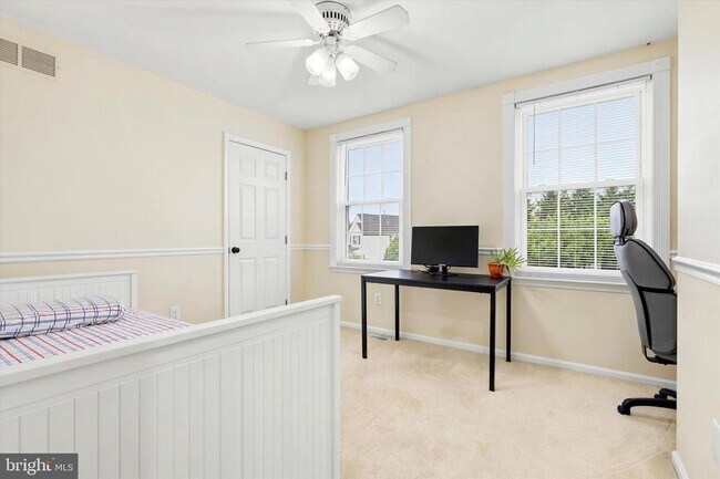 Building Photo - 438 Candlewood Way