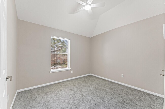 Building Photo - 15306 Goodman St