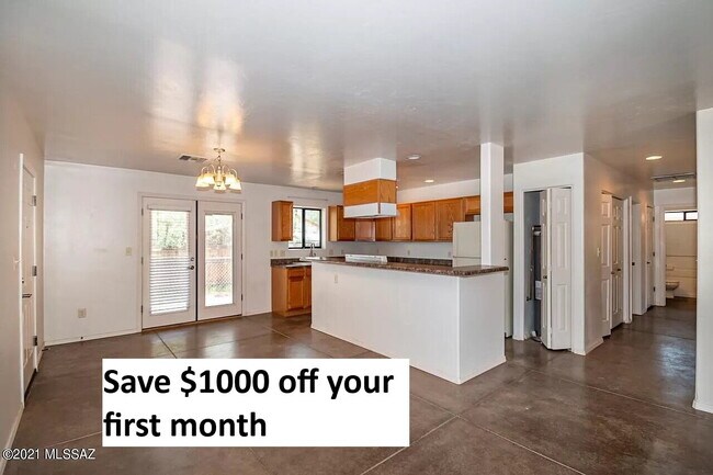 Building Photo - $1000 OFF Move in special!