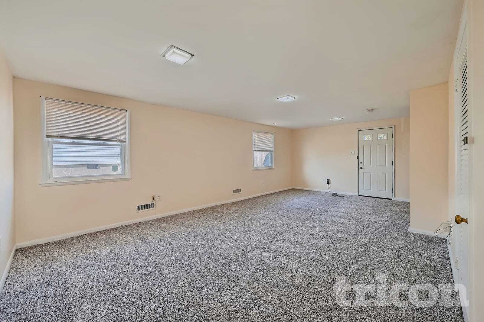 Building Photo - 7910 Brookhaven Rd