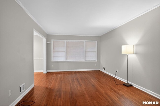 Building Photo - 2644 Pineland Ave