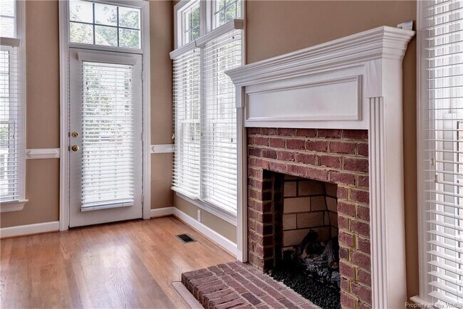 Building Photo - 3415 Avery Cir
