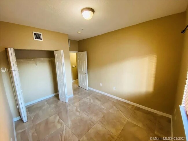 Building Photo - 17350 NW 67th Ave