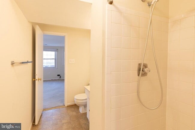 Building Photo - 8132 Sleepy View Ln