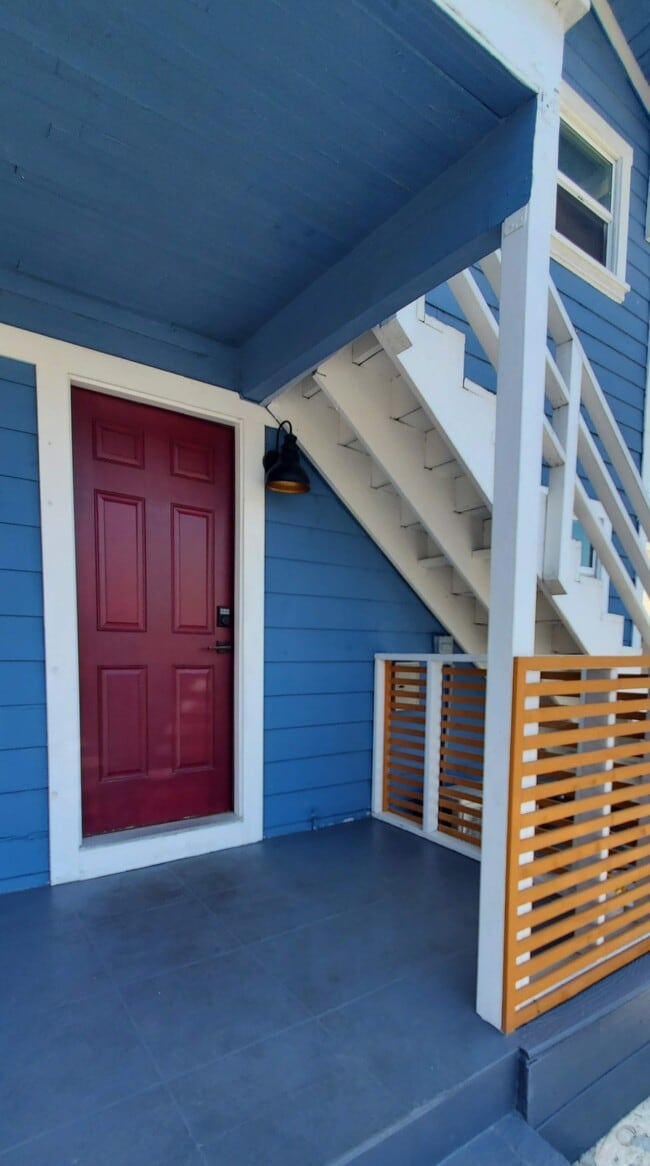 Building Photo - 1311 Roland Curtis Pl