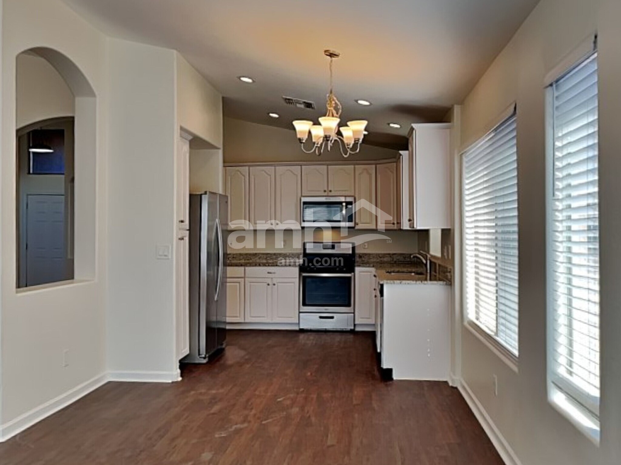 Building Photo - 10706 S Distillery Canyon Spring Dr