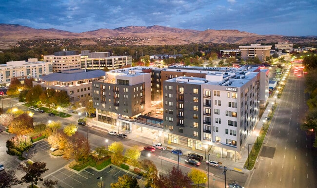 Building Photo - LOCAL Boise