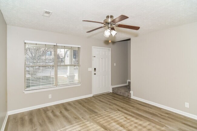 Building Photo - 1913 Warmingfield Dr