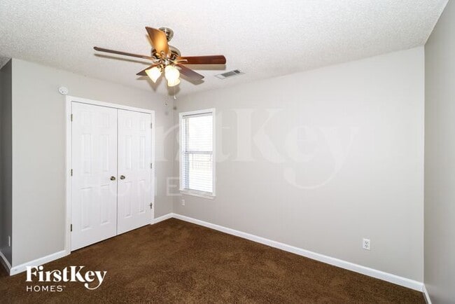 Building Photo - 7740 Shadow Bend Ln