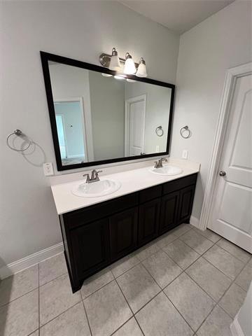 Building Photo - 688 Navasota Dr