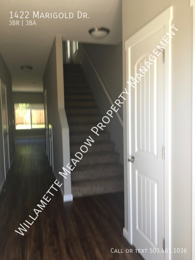 Building Photo - 1422 Marigold Dr