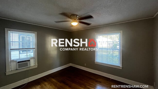 Building Photo - 2915 Felix Ave