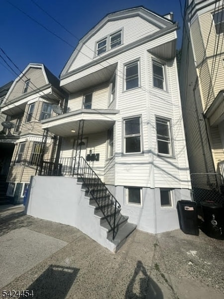 Building Photo - 102 S 12th St