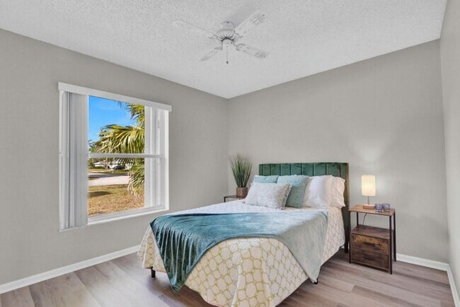 Building Photo - 1544 Old Cypress Trail