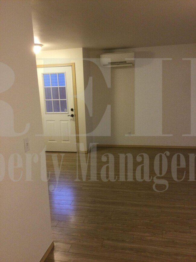 Building Photo - Mountain Views - 3 Bedroom Poulsbo Rambler